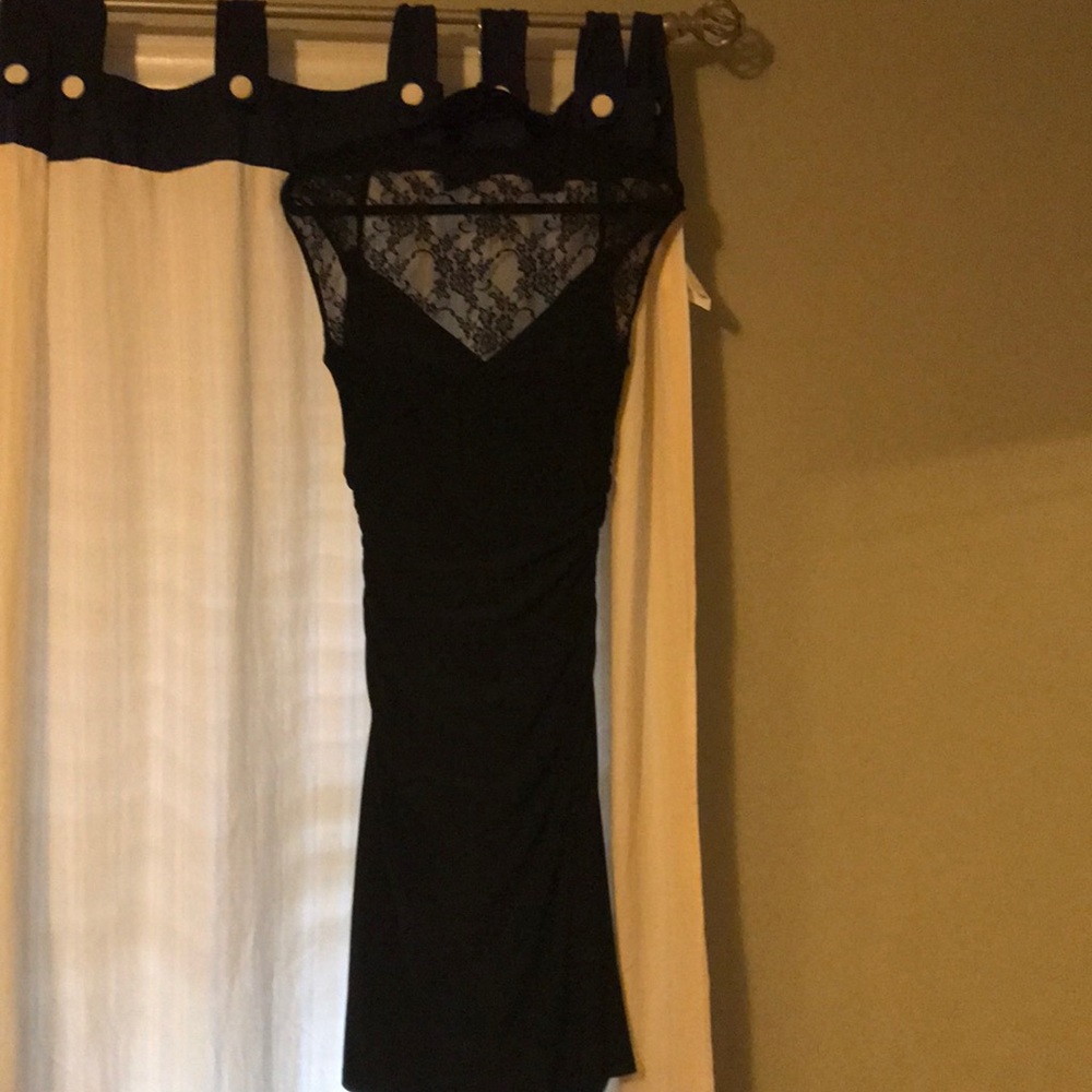 Little black dress - Picture 2 of 2